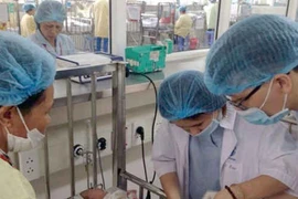 Tưởng ốm vặt hóa bệnh suy giảm miễn dịch bẩm sinh