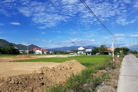 TP Nha Trang chuyển đổi gần 12ha đất phi nông nghiệp không phải là đất ở sang đất ở.