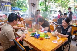 Cơ sở kinh doanh dịch vụ ăn uống chỉ được hoạt động khi đáp ứng đầy đủ 5 tiêu chí. (Ảnh: Internet)