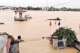 Bão lũ là hệ quả của biến đổi khí hậu