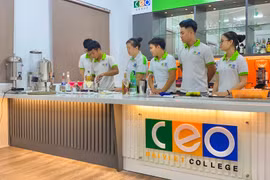 Đào tạo nhân lực chất lượng cao ngành dịch vụ: Phương pháp hiệu quả từ Cao đẳng Đại Việt