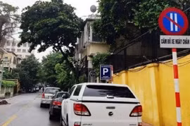 Hà Nội: Thu hơn 152 triệu đồng vi phạm đỗ xe theo ngày chẵn - lẻ