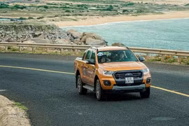 Hàng loạt xe Ford giảm giá, chạy đua doanh số cuối năm