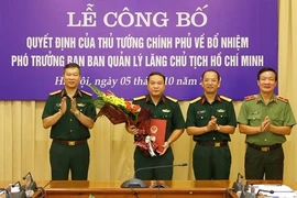 Công bố quyết định của Thủ tướng Chính phủ về công tác cán bộ