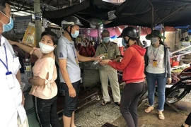 Đà Nẵng tiếp tục phong tỏa: Mỗi hộ dân đi chợ 3 ngày một lần