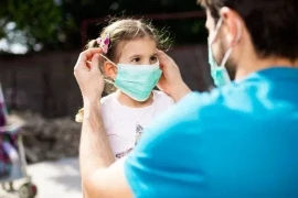  Phòng Covid-19: Đừng nghĩ chỉ đeo khẩu trang là đủ