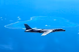 Mỹ - Nhật tuyên bố chung về Đài Loan, Trung Quốc diễn tập ném bom cảnh báo 