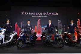 Honda Vision mới ra mắt, giá khởi điểm như cũ