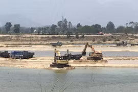 Quảng Ngãi: Điều chỉnh kế hoạch đấu giá quyền khai thác cát, sỏi lòng sông