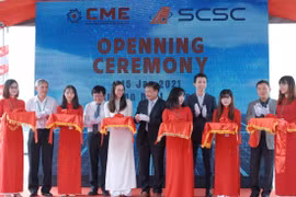 Hệ thống điện mặt trời áp mái đầu tiên tại Sân bay Tân Sơn Nhất được khánh thành 