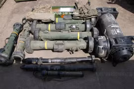 Tổ hợp tên lửa chống tăng FGM-148 Javelin của Mỹ. Ảnh VK