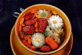 Trà thuốc bổ thận, tăng sức đề kháng 