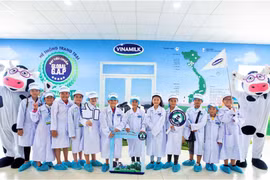 70.000 trẻ em ở Vĩnh Long bắt đầu thụ hưởng chương trình sữa học đường