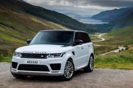 Khách hàng mua xe của Jaguar Land Rover được khuyến mãi lớn trong tháng 8 và 9/2020