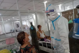 TPHCM: 54,8% người nhóm nguy cơ được tiêm văcxin ngừa Covid-19