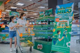 Trong một ngày duy nhất 19/2, với mỗi hóa đơn mua sắm bất kỳ tại các siêu thị, khách hàng sẽ nhận được 1 lốc sữa MILO 115ml miễn phí.
