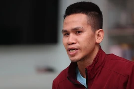 "Người hùng" cứu bé gái 2 tuổi muốn nhận bé làm con nuôi