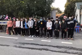 Vĩnh Phúc: Bắt giữ 42 “quái xế” có hành vi đánh võng, bốc đầu xe.