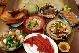 Dịch vụ cỗ cúng ông Công, ông Táo “ăn” khách