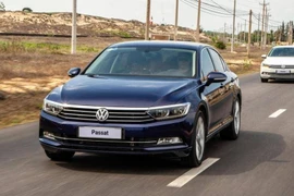 Volkswagen Passat và Tiguan xả hàng, giảm giá hơn 200 triệu đồng