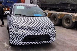 Xe điện VinFast VF e34 chạy thử nghiệm ở Hải Phòng.