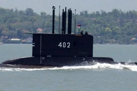 Phát hiện vật thể nghi là tàu ngầm Indonesia mất tích