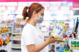  Nestlé Việt Nam ra mắt sản phẩm NAN SUPREME 3 mới với công thức bổsung HMOs2’-FL và LNnTgiúp tăng sức đề kháng