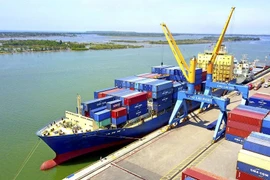 Phí vận tải hàng hóa tăng mạnh gây sức ép lên chuỗi cung ứng toàn cầu