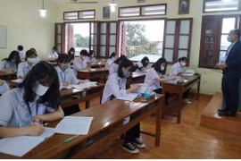Hải Phòng: Hỏa tốc cho học sinh lớp 12 huyện Vĩnh Bảo ôn thi trực tuyến 