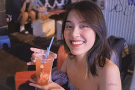 Giới trẻ TP.HCM sẽ ăn cơm tấm, uống trà dâu vỉa hè khi hết giãn cách