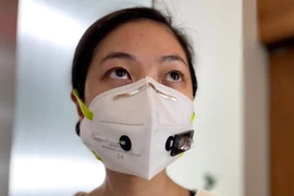 Khẩu trang cảm biến phát hiện Covid-19 trong 90 phút