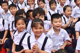 Tuyển sinh đầu cấp: Trường nào được tuyển trái tuyến?