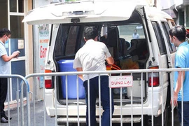 [NÓNG] Hà Nội: Từ 12h ngày 25/5 tạm dừng các nhà hàng, quán ăn, uống tại chỗ, cửa hàng cắt tóc, gội đầu