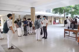 Đà Nẵng: Xét nghiệm COVID-19 cho thí sinh, giáo viên tham gia kỳ thi THPT