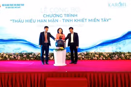 Nhân ngày nước thế giới 22/3: KAROFI tặng 50 triệu lít nước tinh khiết tới học sinh miền Tây