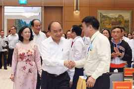 Thủ tướng Nguyễn Xuân Phúc: Dân vận là phải xắn tay áo lo việc cho dân