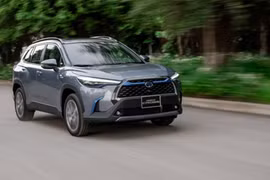 Giới trẻ “phát sốt” với công nghệ Hybrid và TSS của Toyota