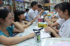 Mua thuốc như mua rau (kỳ 1): Dễ mất mạng