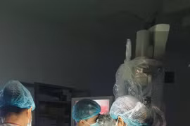 Ca phẫu thuật lấy u não khổng lồ tại Bệnh viện E T.Ư.