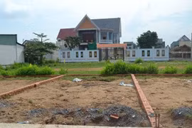 TPHCM: Quyết định 60 chặn đầu cơ đất, dân chịu vạ lây 