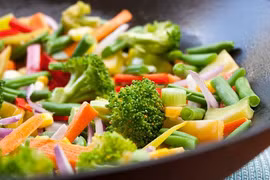  Phụ nữ mang thai cần chú trọng hải sản và đạm thực vật