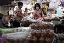 Thêm 14 chợ ở TP.HCM hoạt động trở lại