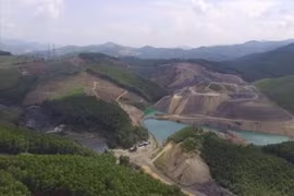 Quảng Ninh: Khai thác than “núp bóng” dự án nghĩa trang