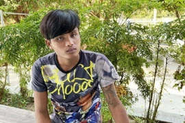 Đối tượng Chau Đươnl bị cơ quan công an bắt giữ.