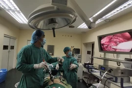 Lồng ruột do u ác tính