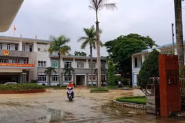 Thu hồi các quyết định bổ nhiệm "thần tốc" một trưởng phòng ở Thanh Hóa