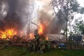 Đáng sợ video C-130 Hercules Không quân Philippines gặp tai nạn, hàng chục quân nhân thương vong