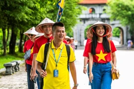 Xoay xở trong đại dịch: Những người nghèo mới