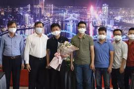 Những y, bác sĩ “chi viện” cuối cùng rời Đà Nẵng