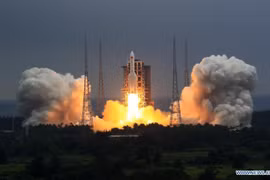 Mảnh vỡ tên lửa Trung Quốc rơi gần Maldives: NASA chỉ trích Bắc Kinh